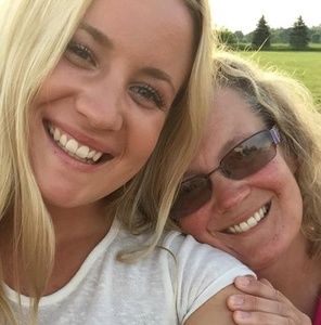 Meet your Posher, Monica